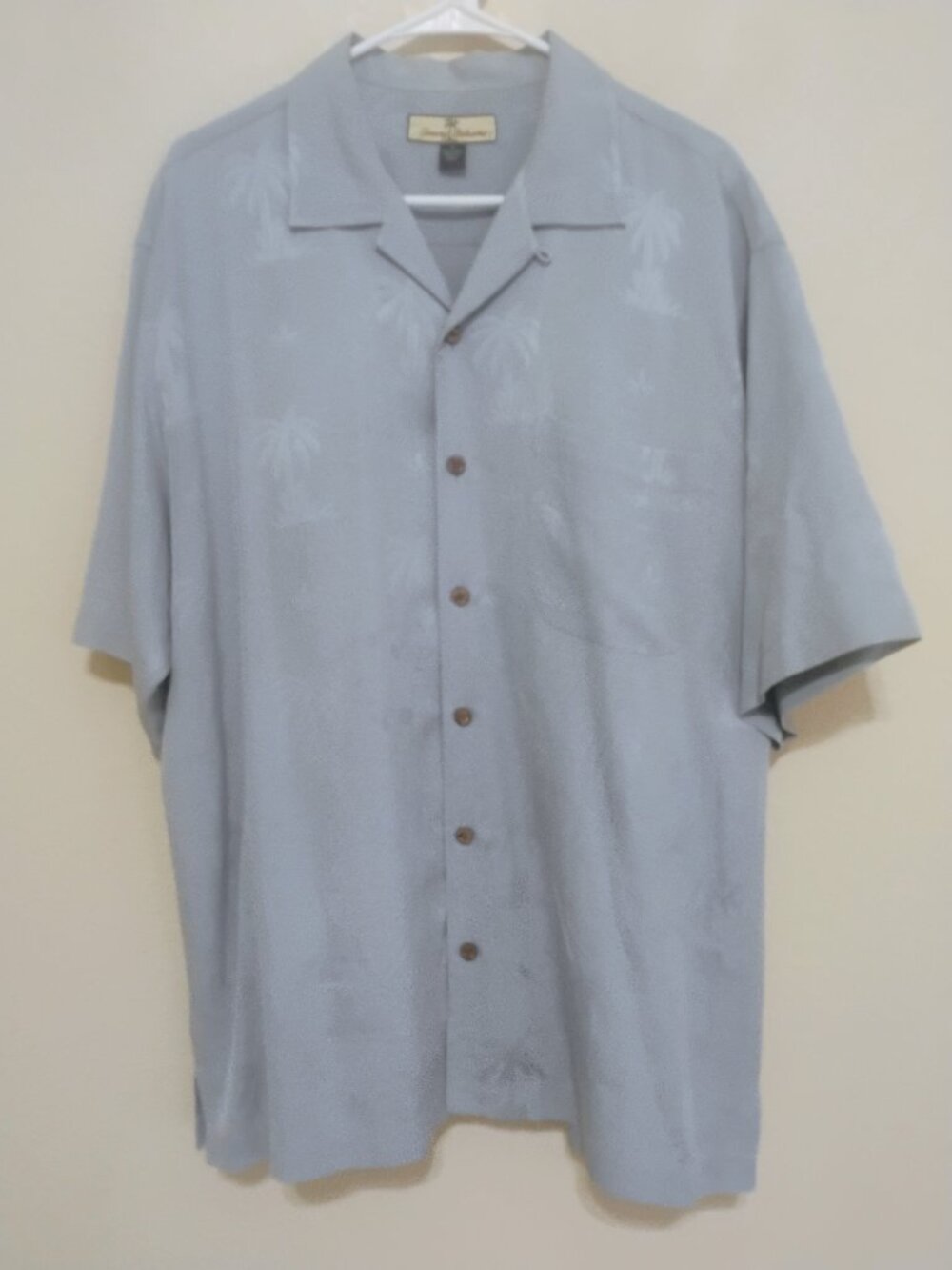 Tommy Bahama Men’s M Blue Silk Palm Tree Hawaiian Camp Shirt
